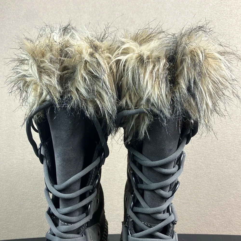 Sorel Joan of‎ Arctic Tall Faux Fur Waterproof Winter Boots Women’s size 6